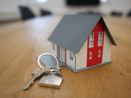 Three Reasons You Need a Spare Key for your Home - Keycafe Blog